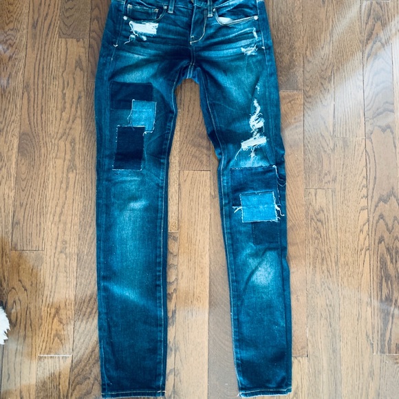 American Eagle Ripped Jeans - Skinny Size 2 - Picture 2 of 8